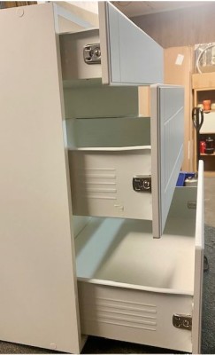Küchen Unterschrank, 3 Schubladen weiß Front MDF B-80 H-82 T-54cm Abholung