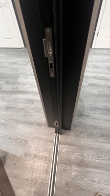 NOVA 1080 x 2250mm Türen mit Aluminium-Zarge und Stahl-Flügel braun-Toffee Holznachbildung Muster