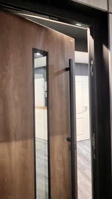 NOVA 1080 x 2250mm Türen mit Aluminium-Zarge und Stahl-Flügel braun-Toffee Holznachbildung Muster